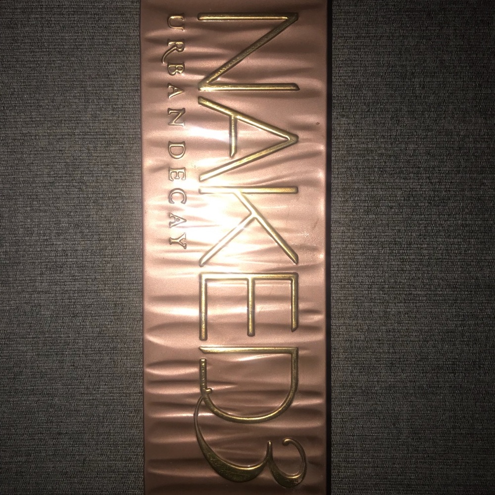 Urban Decay Naked 3
